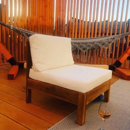 Krasne Morze * מילנקו